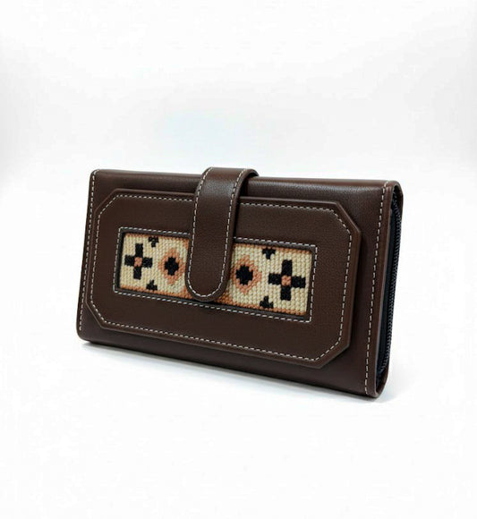 Espresso Brown Hunza Clasp Wallet